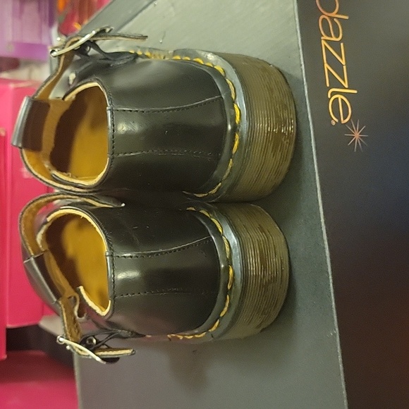 Mary Jane Polly Dr. Martin - Picture 4 of 6